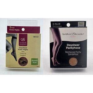 x2 Bobbie Brooks Daysheer Knee Highs (3Pairs)/Pantyhose (2 Pairs) Beige Queen Sz